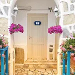 Otel Sade *