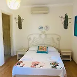Sade Otel