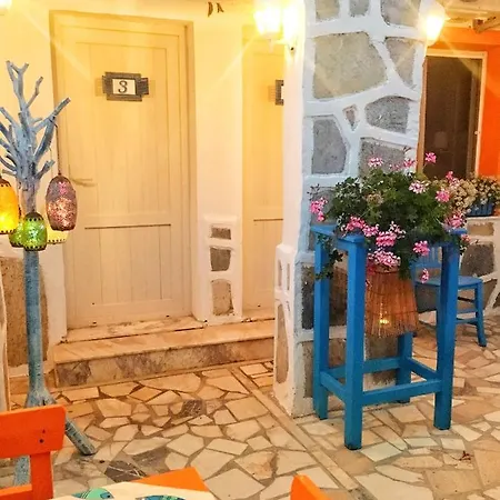Otel Sade