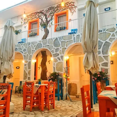 Otel Sade *