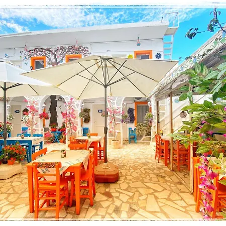 Bodrum Sade Otel *