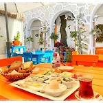 Sade Hotel