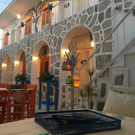 Sade Otel *