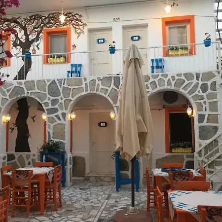Sade Otel *