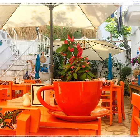 Otel Sade